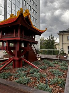Zdjęcie Pagody w Ogrodzie Wietnamskim w Muzeum Azji i Pacyfiku. 